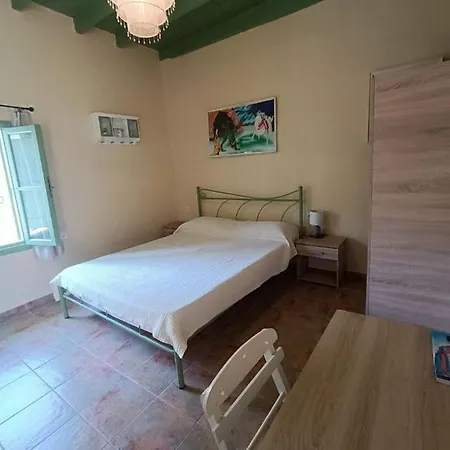 Private, Spacious & Cozy Townhouse In The Old Town Appartamento